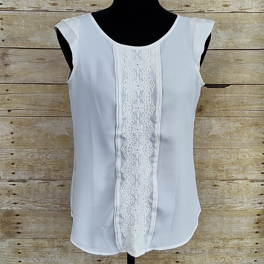 LOFT Factory Petites Eyelet Lace Detail Top